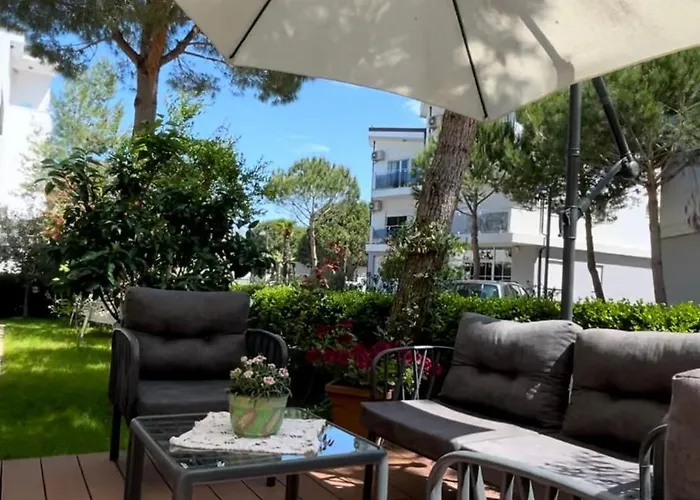 公寓 Colors By The Sea At Lalzi Bay