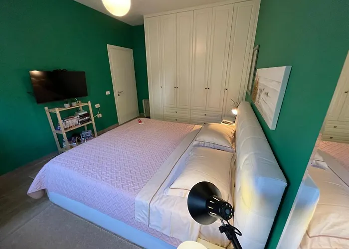 Colors By The Sea At Lalzi Bay