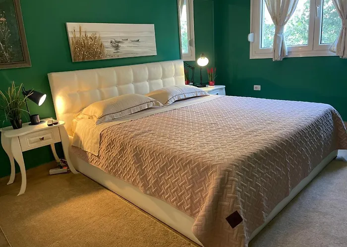 Colors By The Sea At Lalzi Bay 公寓 *