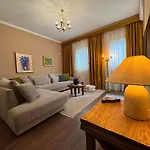 Appartement Colors By The Sea At Lalzi Bay *