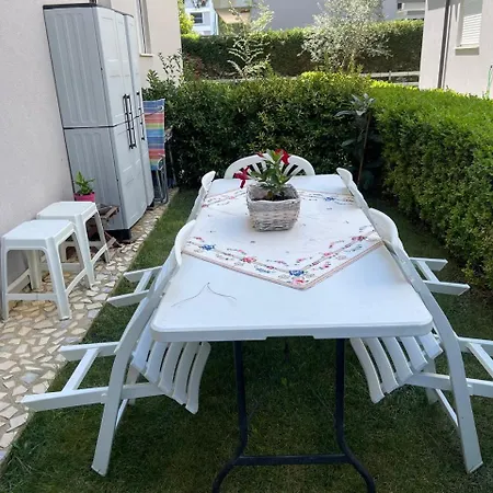 Colors By The Sea At Lalzi Bay Appartamento *